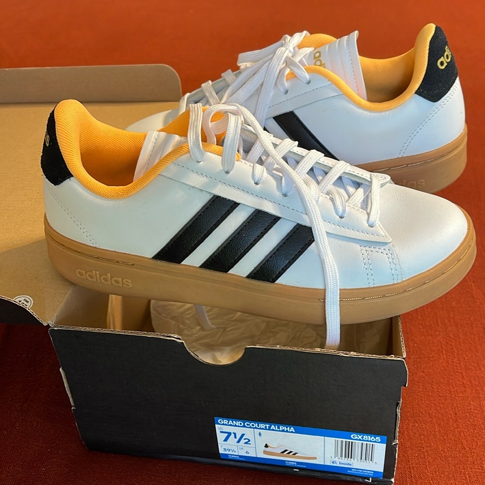 In box adidas Grand Court Alpha Shoe size 7.5